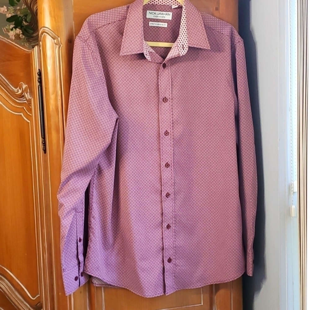 Nick Graham button-down shirt. Size large. Burgundy/white. Contrast collar.